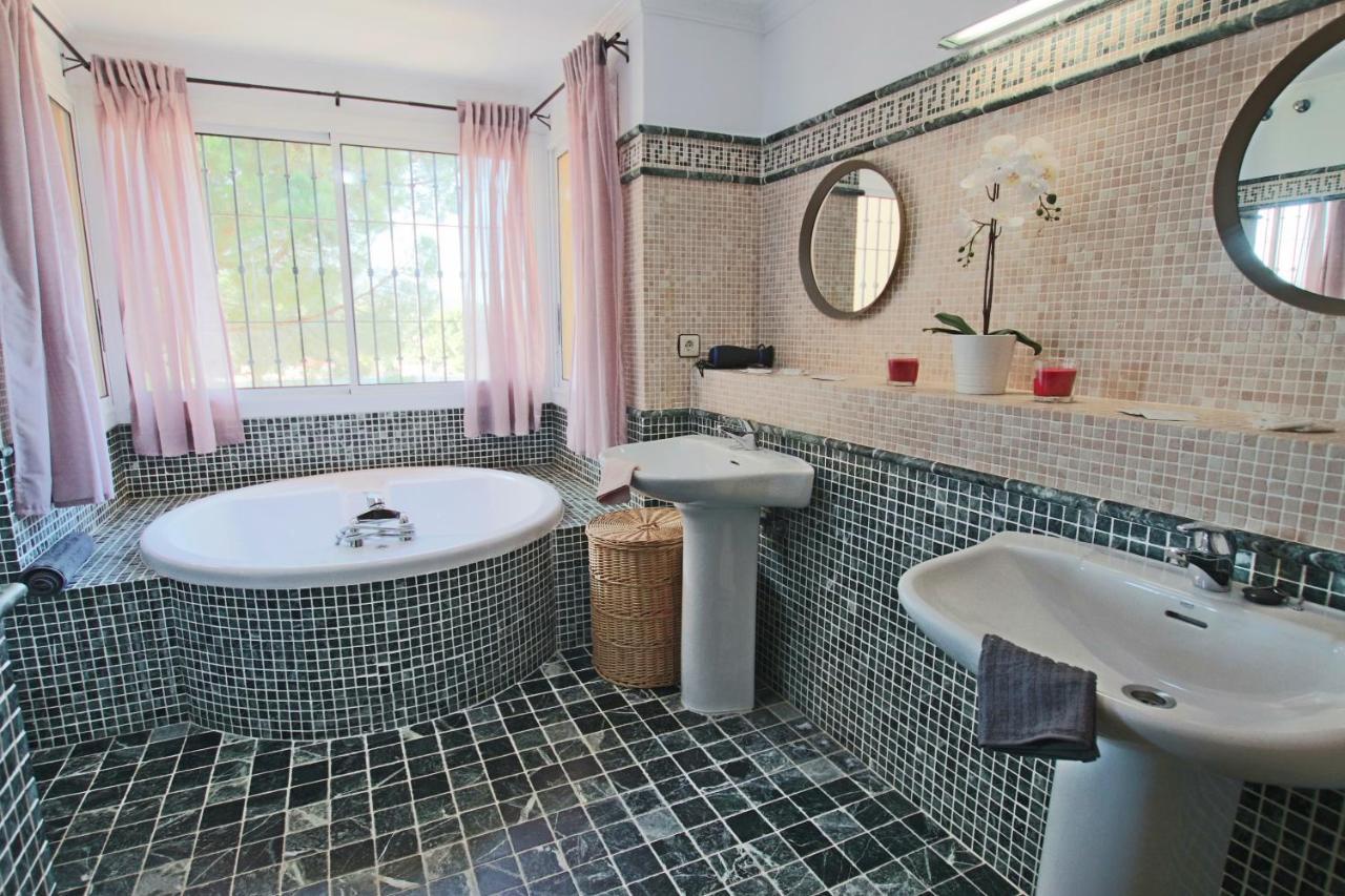Tess Villa La Favorita Альхаурин-де-ла-Торре Экстерьер фото